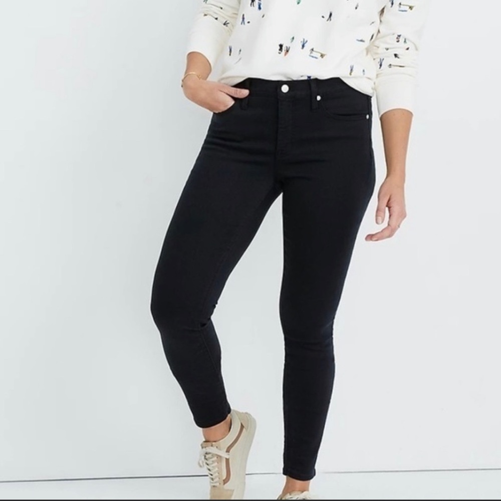 Madewell Petite 9in Mid Rise Skinny Jean Tencel Lunar Wash